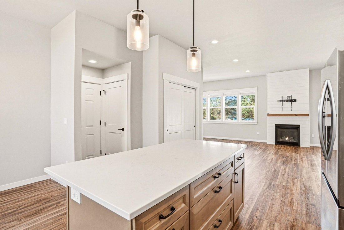 House in Loon Lake, Washington, United States 5 - 18121437