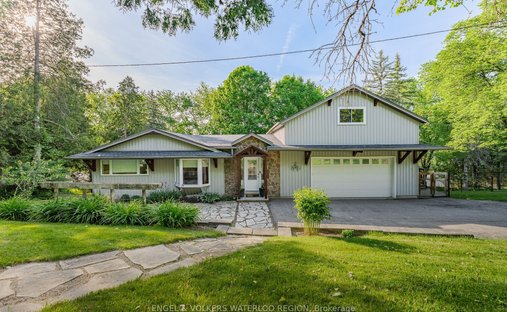 House in West Montrose, Ontario, Canada 1