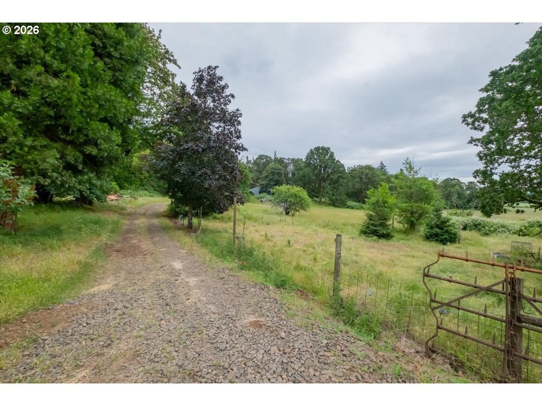 House in Scio, Oregon, United States 4 - 18119094