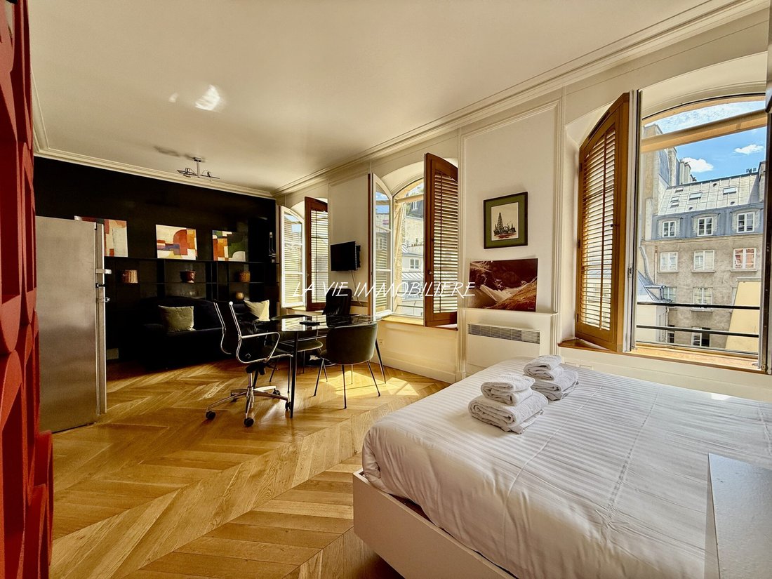 Apartment in Elysées-Madeleine, Paris 8e Arrondissement, Paris 5 - 18124581