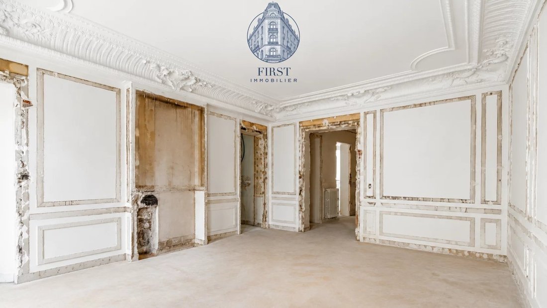 Apartment in Triangle d'Or, Paris 8e Arrondissement, Paris 4 - 18120060