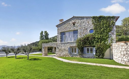 Villa in Villefranche-sur-Mer, Provence-Alpes-Côte d'Azur, France 1