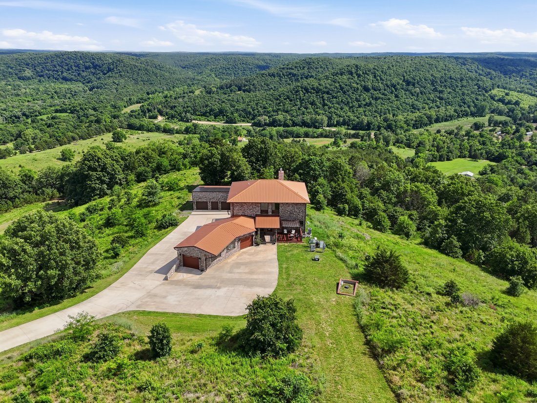 House in Huntsville, Arkansas, United States 1 - 18120815