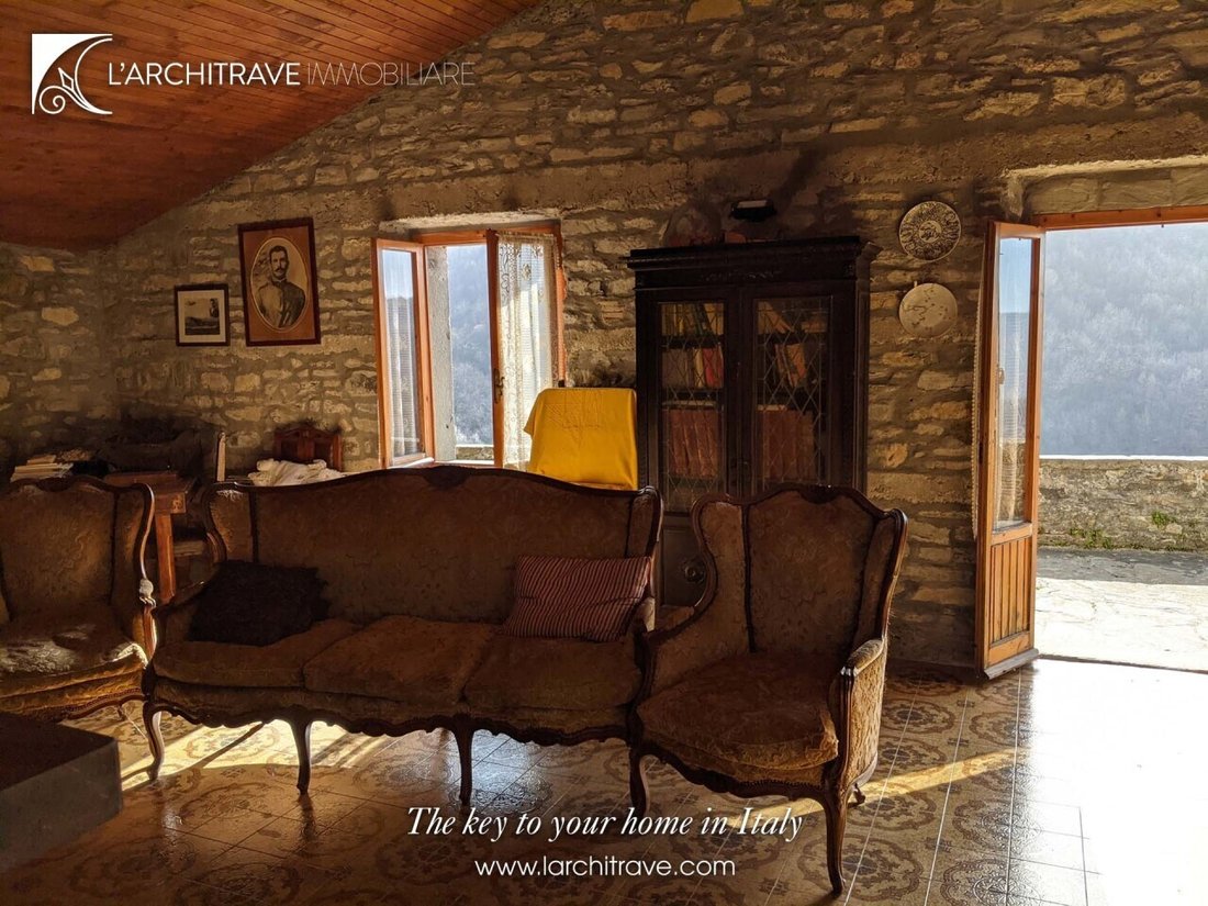 House in Fivizzano, Tuscany, Italy 4 - 18121503