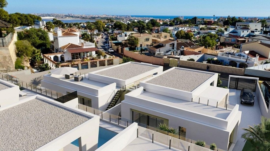 House in Torrevieja, Valencian Community, Spain 2 - 18120968