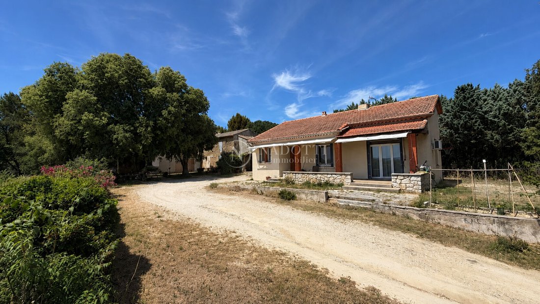House in Robion, Provence-Alpes-Côte d'Azur, France 2 - 18122155