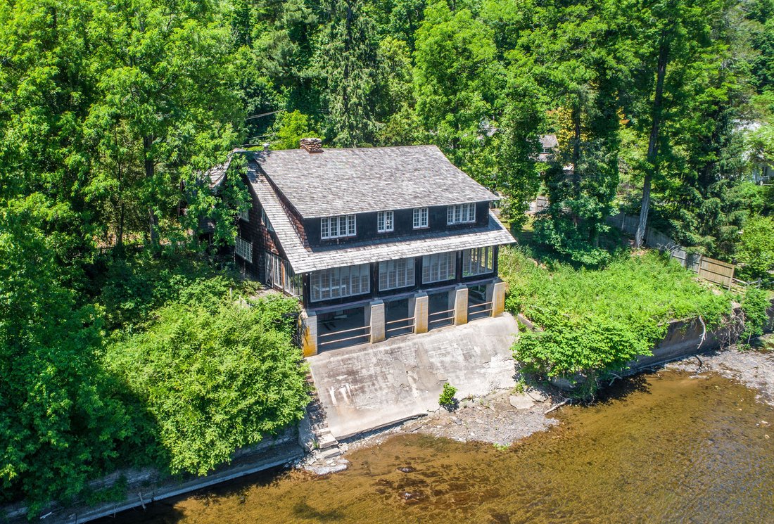 House in Point Pleasant, Pennsylvania, United States 2 - 18121098
