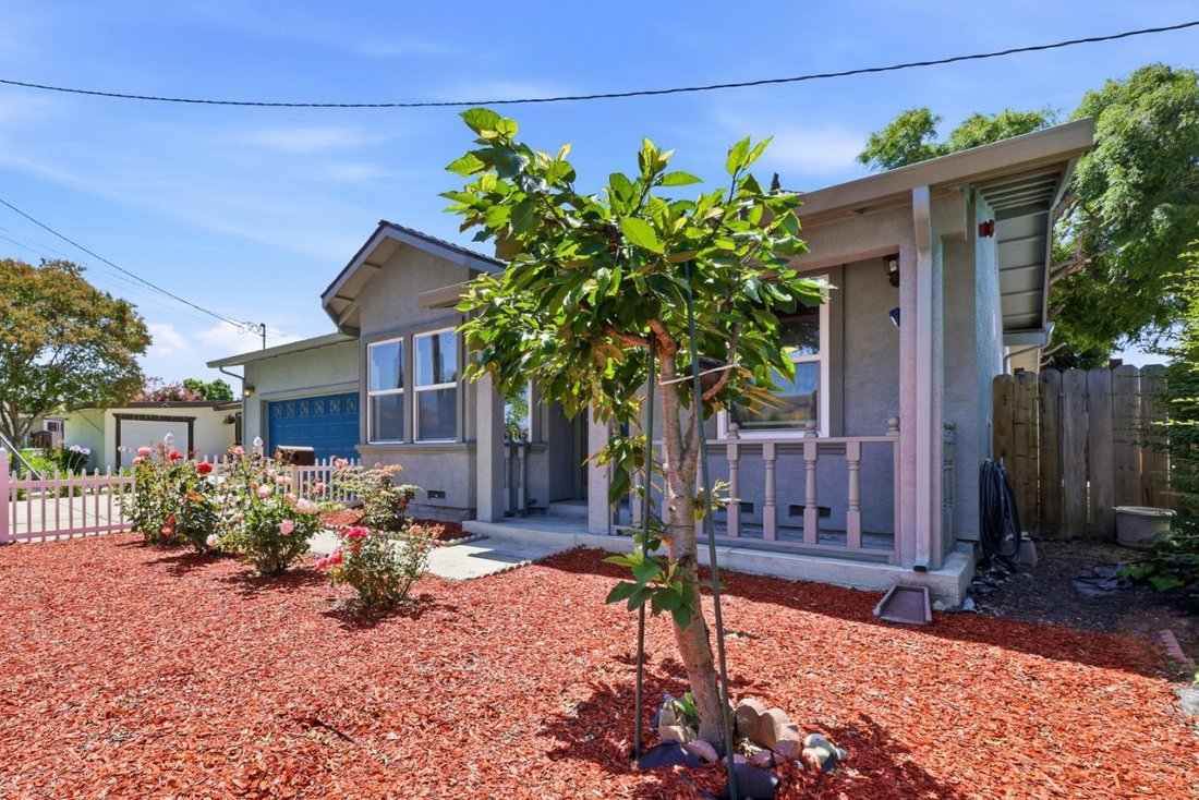 House in Union City, California, United States 2 - 18121698