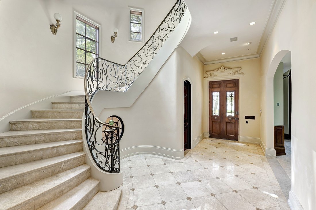 House in Houston, Texas, United States 3 - 18124507