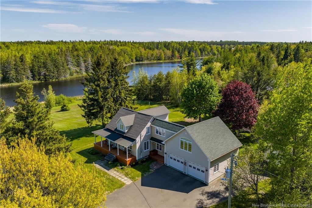 House in Saint-Édouard-de-Kent, New Brunswick, Canada 3 - 18123292