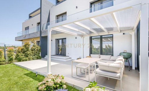 Villa in Rio de Mouro, Lissabon, Portugal 1