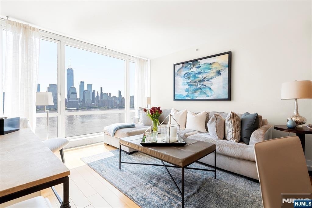 Condo in Hoboken, New Jersey, United States 1 - 18119049
