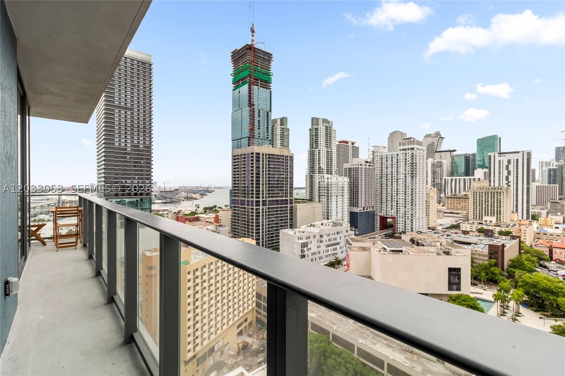 Condo in Miami, Florida, United States 3 - 18122931