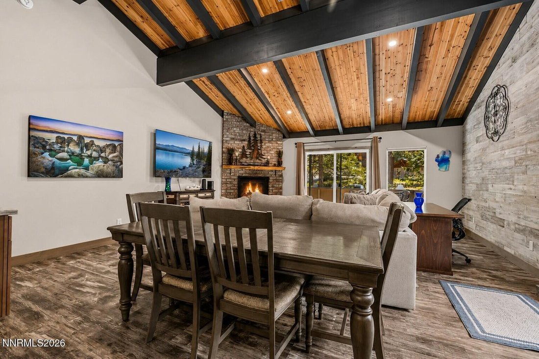 Condo in Incline Village, Nevada, United States 2 - 18121424