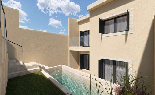Townhouse in Barcarena, Lisbon, Portugal 1