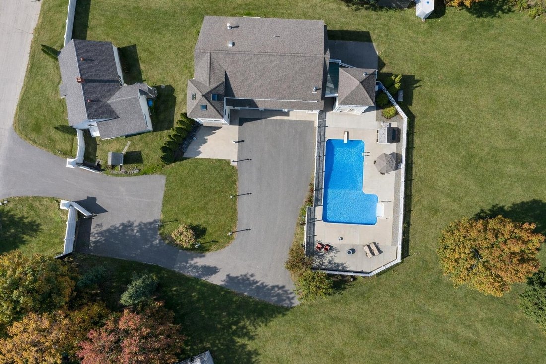 House in Newton, New Hampshire, United States 1 - 17464434