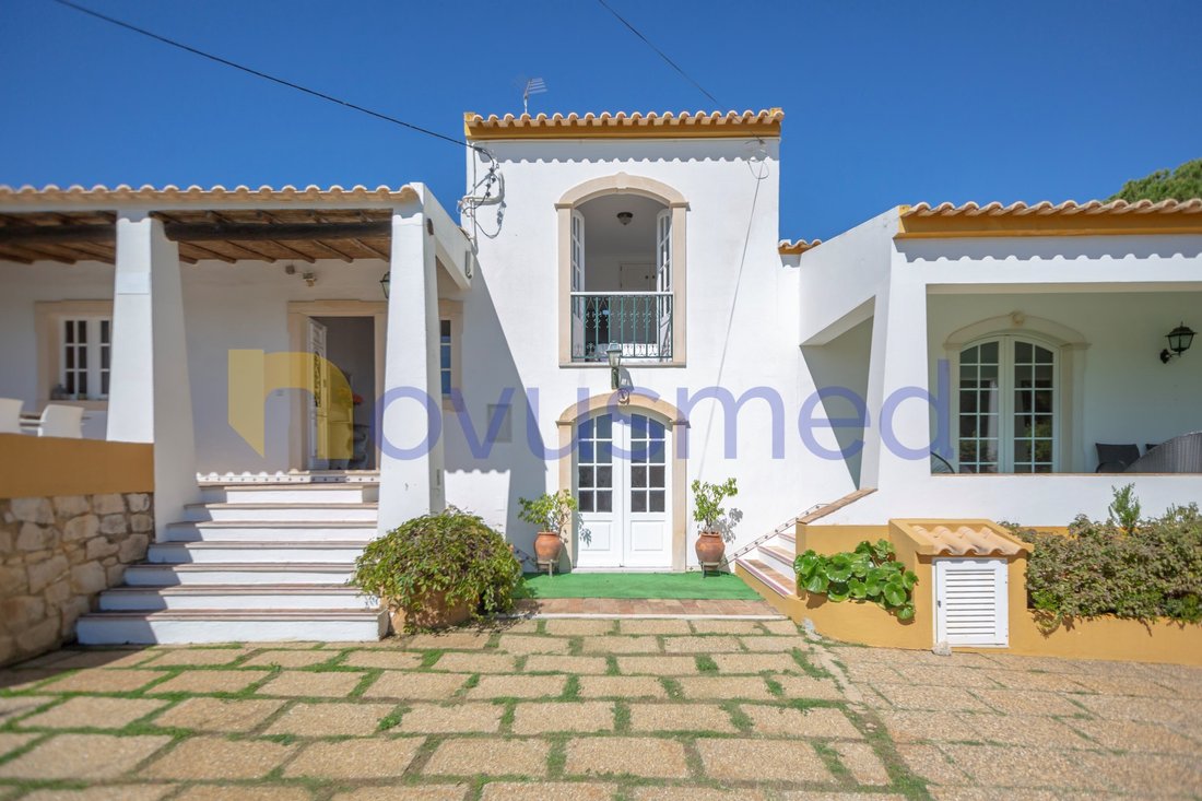 House in Olhos de Agua, Algarve, Portugal 4 - 18123830