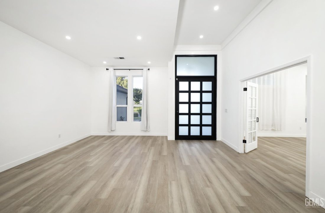 House in Bakersfield, California, United States 5 - 18119066