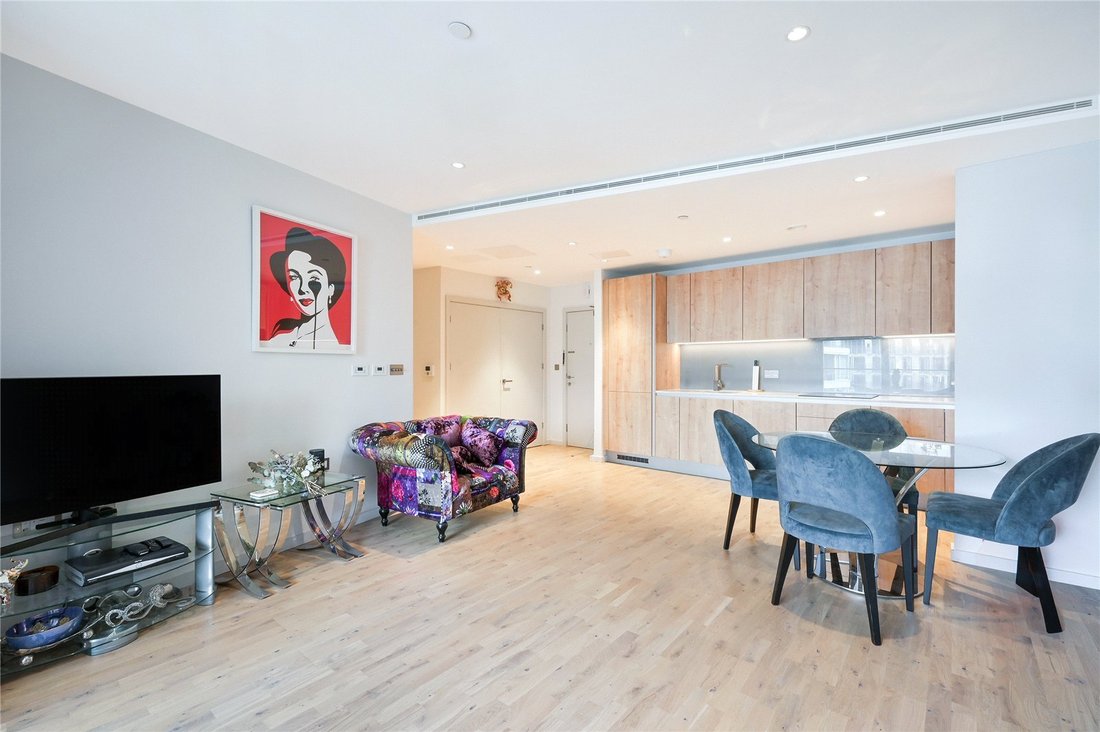 Apartment in Camden Town, Camden, England 1 - 18121518