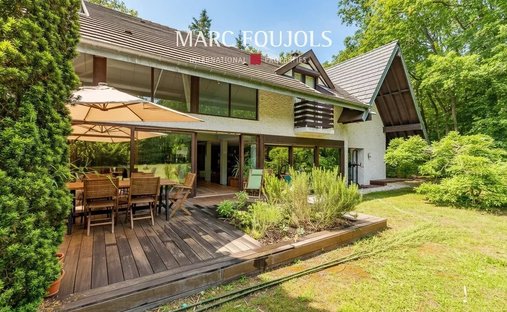 House in Gouvieux, Hauts-de-France, France 1
