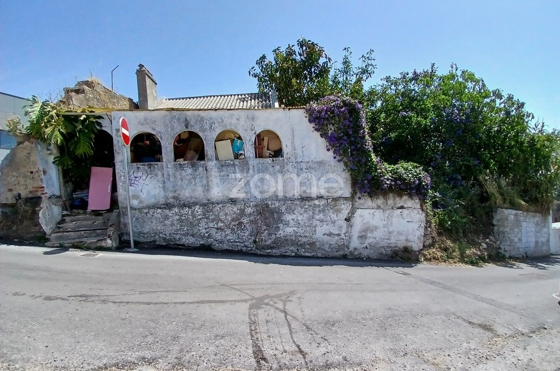 Land in Falagueira-Venda Nova, Lisbon, Portugal 5 - 18124279