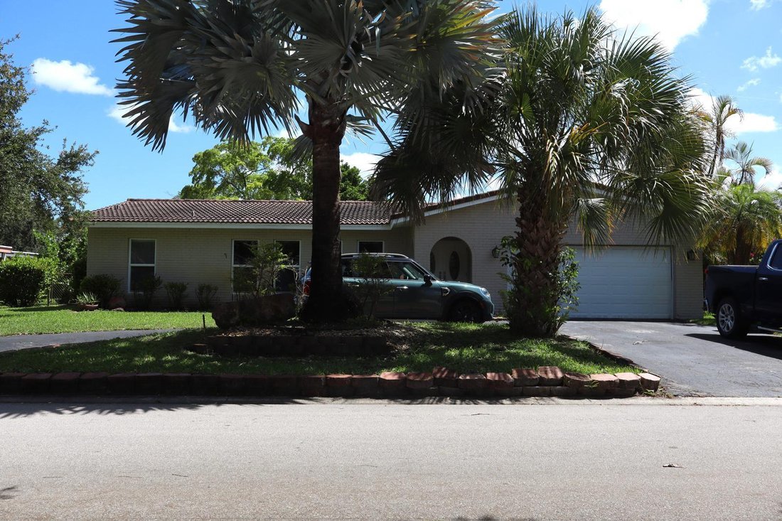 House in Coral Springs, Florida, United States 1 - 18122824