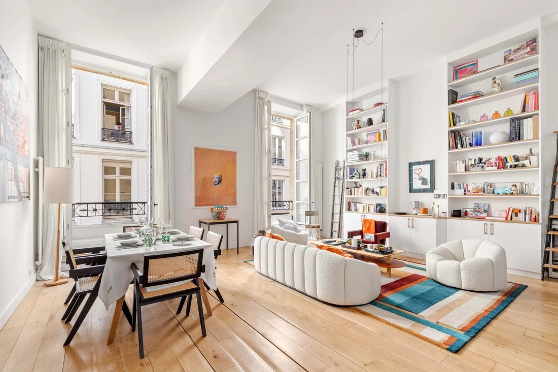 Apartment in Montorgueil-Saint Denis, Paris 2e Arrondissement, Paris 3 - 18119232