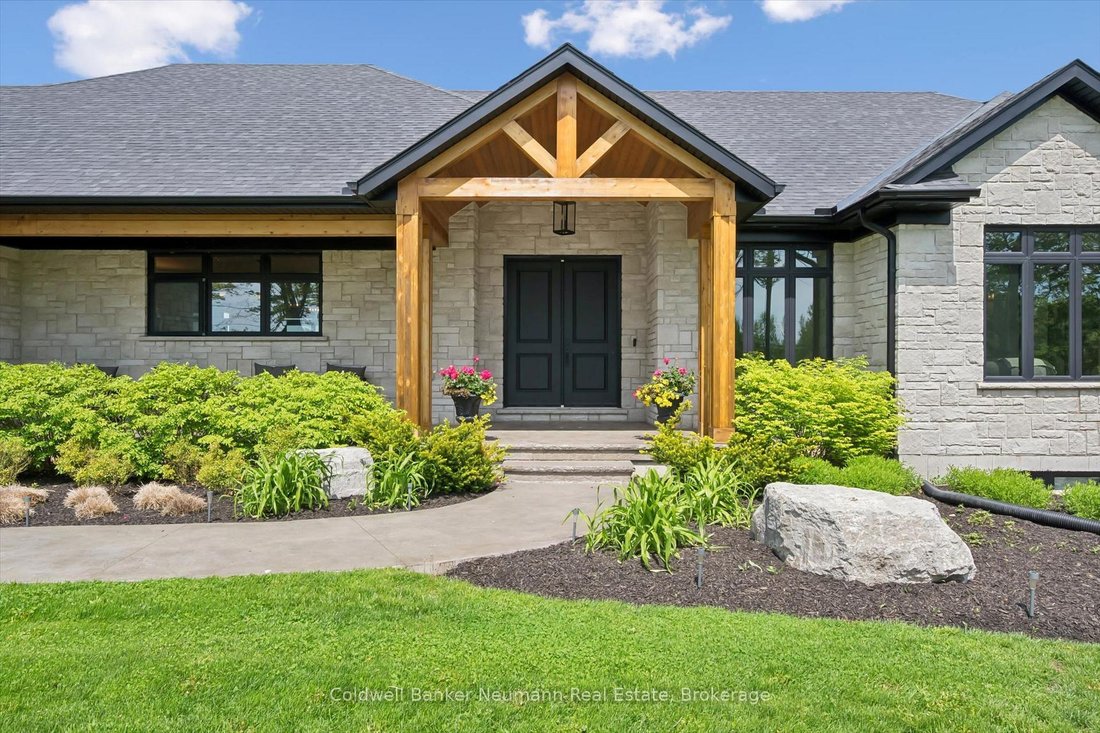 House in Rockwood, Ontario, Canada 4 - 18119554