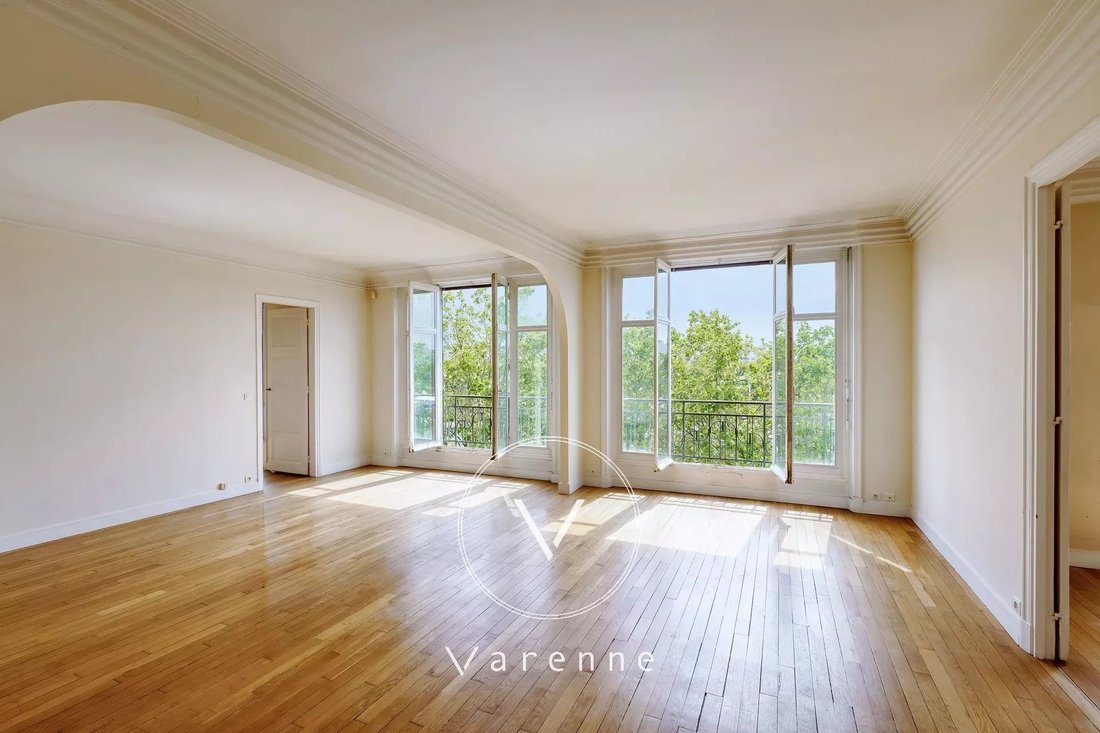 Apartment in Auteuil Sud, Paris 16e Arrondissement, Paris 3 - 18123616