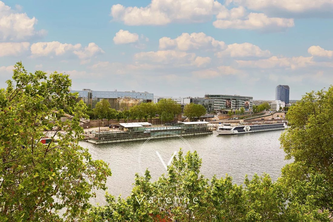 Apartment in Auteuil Sud, Paris 16e Arrondissement, Paris 2 - 18123616