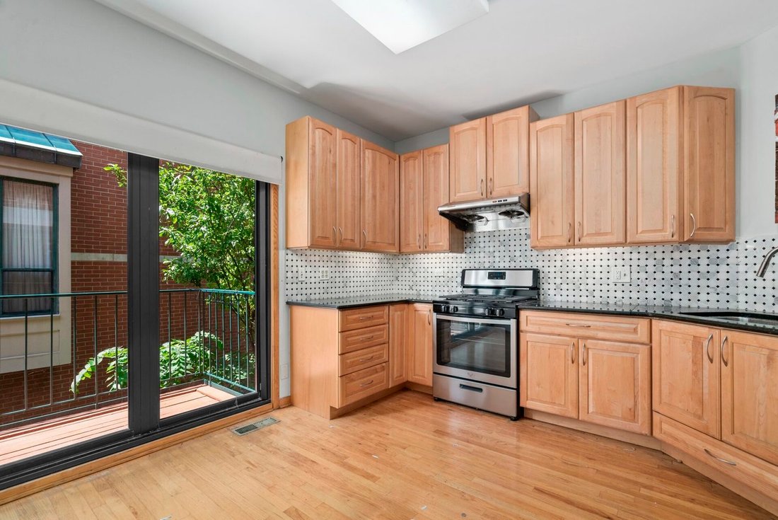 Townhouse in Chicago, Illinois, United States 3 - 18123202