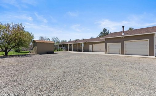 House in Smith Valley, Nevada, United States 1
