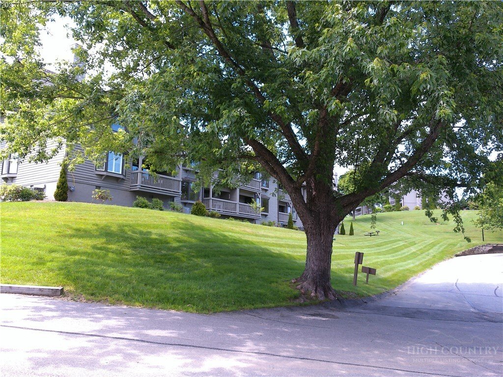 Condo in Blowing Rock, North Carolina, United States 2 - 18118425