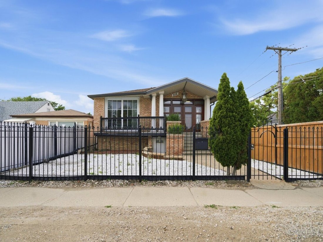 House in Norridge, Illinois, United States 1 - 18123204