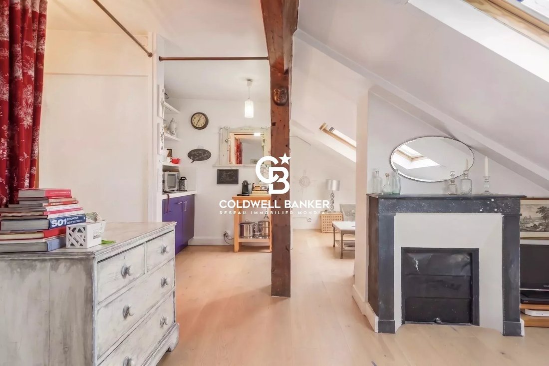 Apartment in Archives, Paris 3e Arrondissement, Paris 2 - 16711017