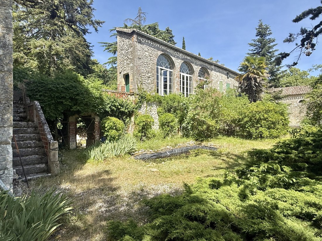 Castle in Penne-d'Agenais, Nouvelle-Aquitaine, France 3 - 18122726
