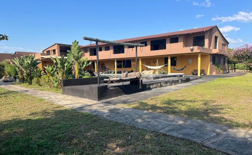 House in Maputo, Maputo, Mozambique 1