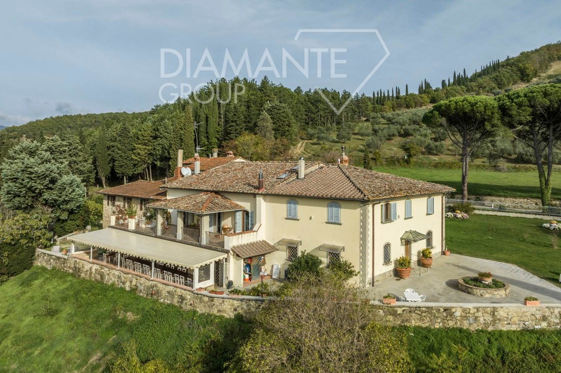 Villa in Rufina, Tuscany, Italy 1 - 18122920