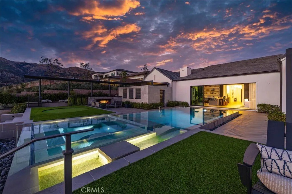 House in Los Angeles, California, United States 1 - 17665775