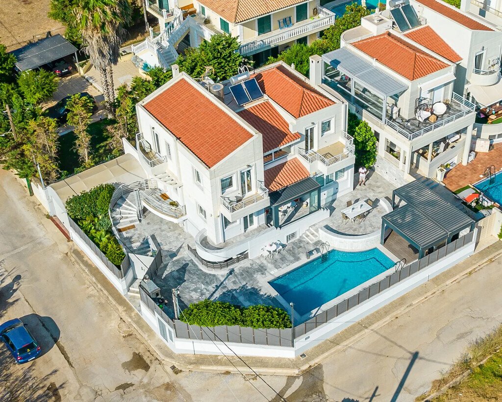Villa in Kalyvia Thorikou, Attica, Greece 3 - 18123477