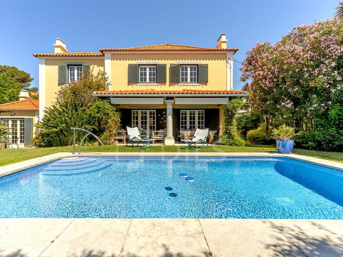 House in Cascais e Estoril, Lisbon, Portugal 1 - 18123797