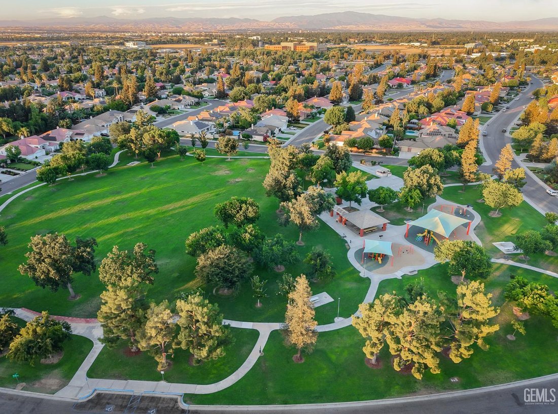 House in Bakersfield, California, United States 3 - 18119066