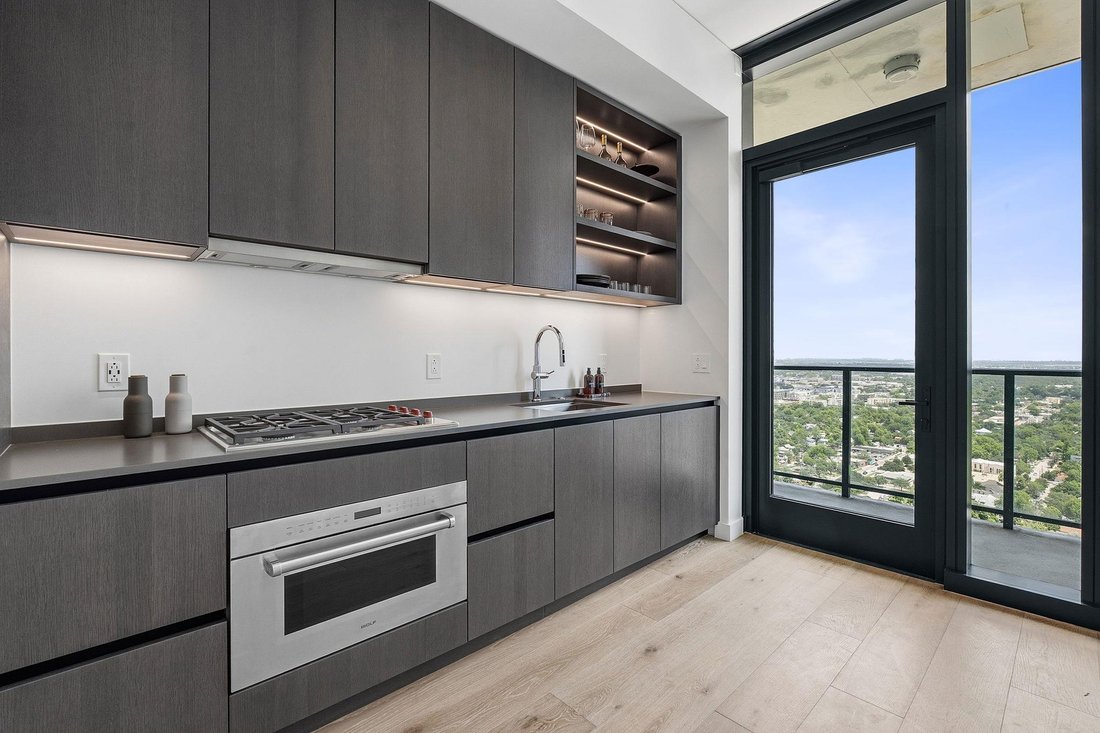 Condo in Austin, Texas, United States 5 - 18122899