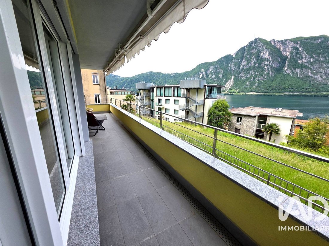 Apartment in Campione d'Italia, Lombardy, Italy 2 - 18124402