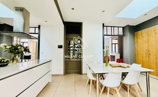 House in Rive Gauche, Quesnoy-sur-Deule, France 1