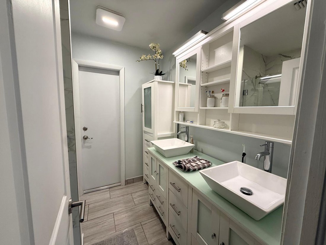 House in Coral Springs, Florida, United States 2 - 18122824
