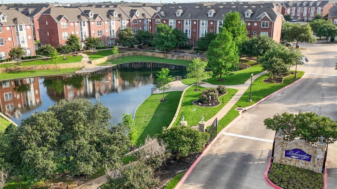 College Station, Texas, United States 1 - 18122532