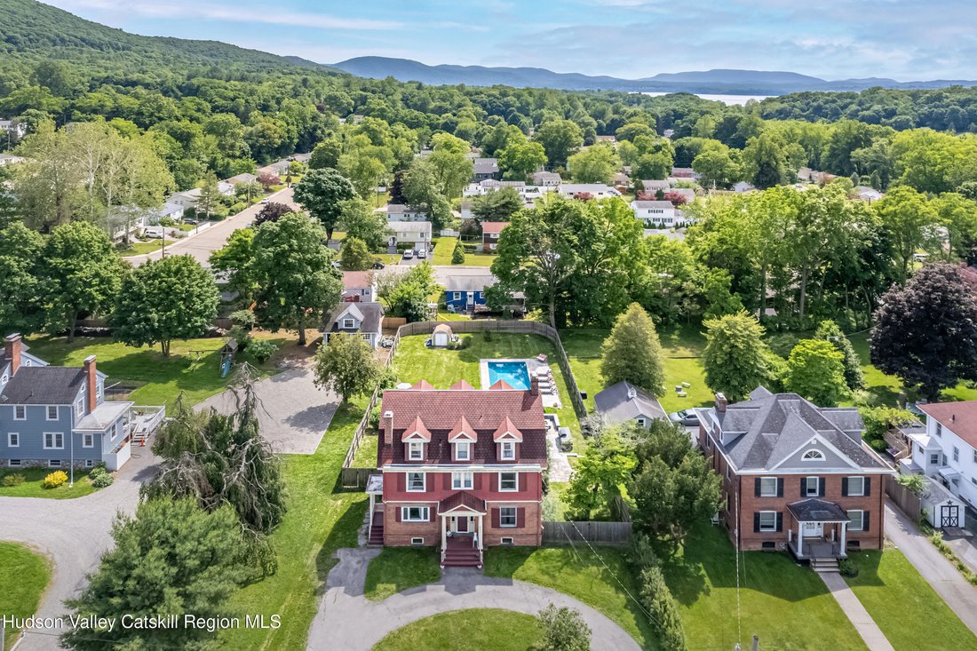 House in Beacon, New York, United States 4 - 17135286