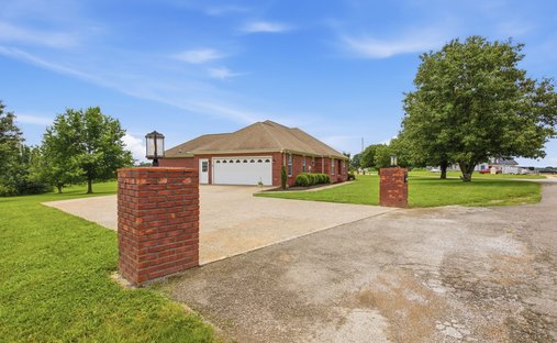 Haus in Hohenwald, Tennessee, Vereinigte Staaten 1