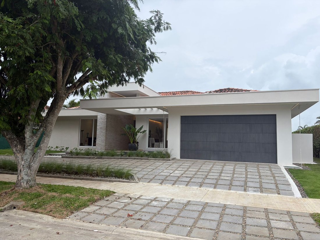 Condo in Pozos, San José Province, Costa Rica 2 - 18123219